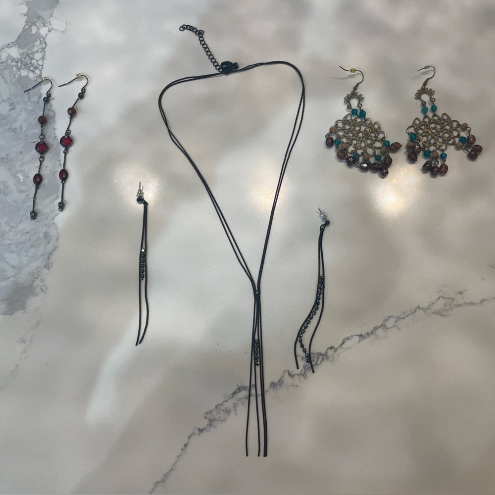 Fashion Jewelry Bundle of 4 - Picture 1 of 6